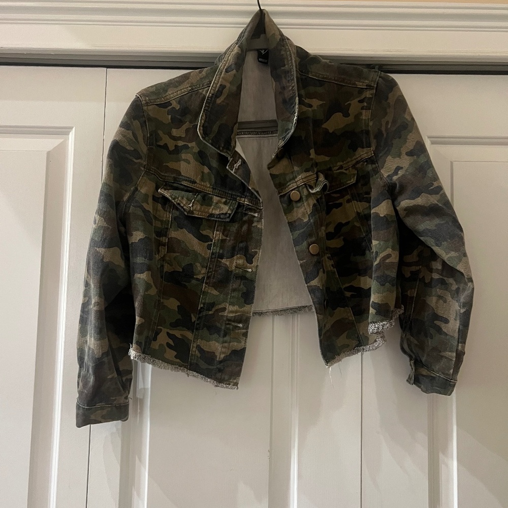 Women’s Camo Jean Jacket